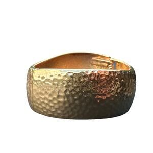 Premier Designs Bold METALLIC Hammered Wavy Gold Tone Bracelet Shiny Statement